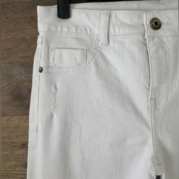 👻 Pistola White Distressed Skinny Jeans - Picture 3 of 9